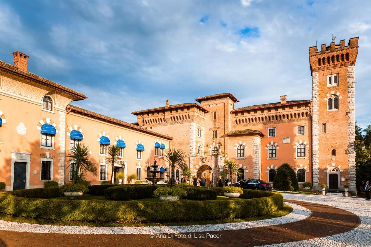 Castello Di Spessa - Residenze D'Epoca Hotell Capriva del Friuli Exteriör bild