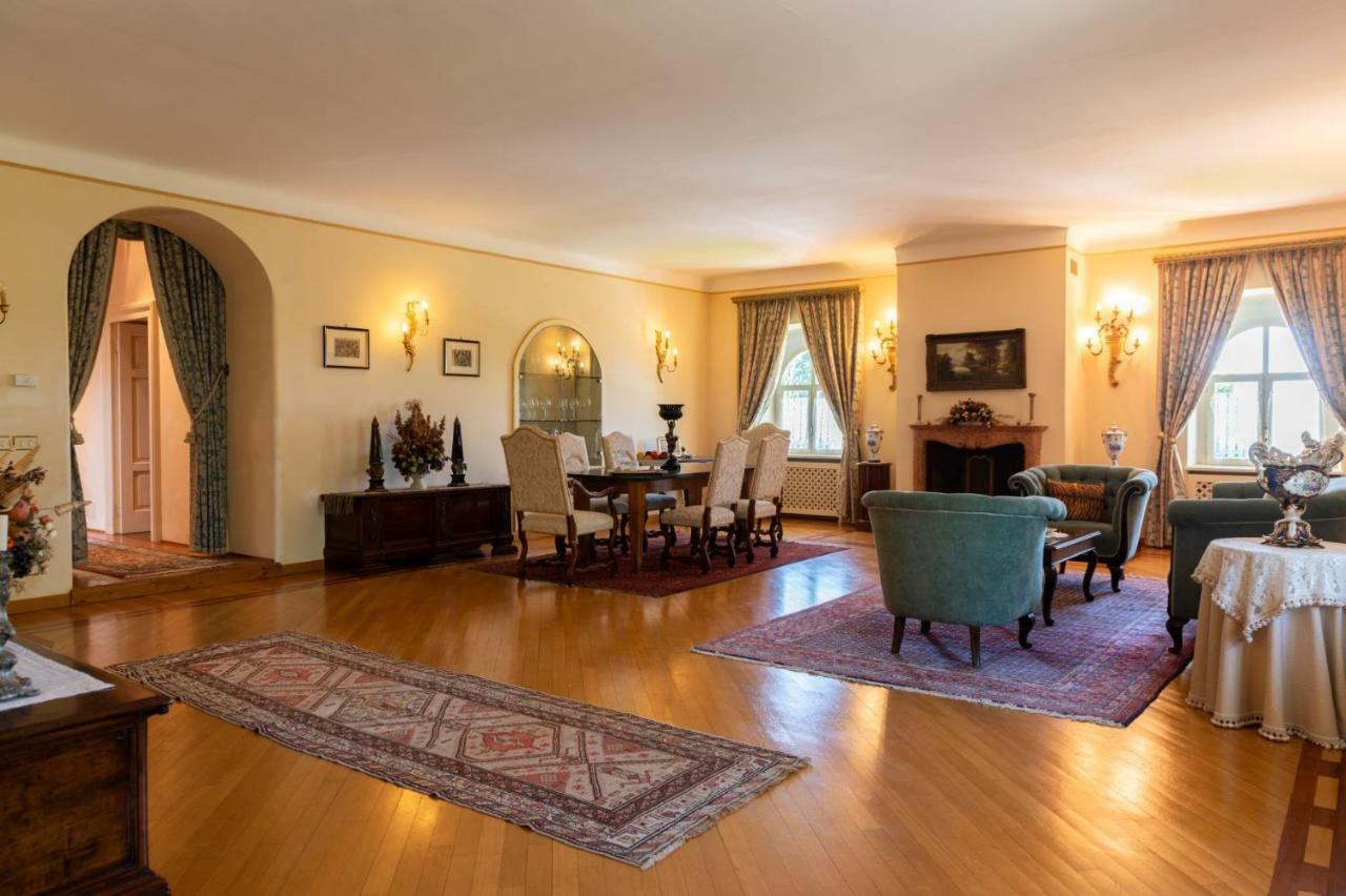 Castello Di Spessa - Residenze D'Epoca Hotell Capriva del Friuli Exteriör bild